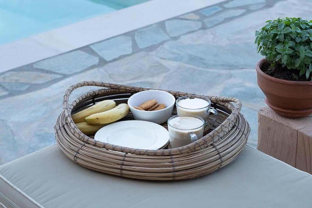 Luxury Cycladic Villa-Enjoy Infinity Pool Sunsets Koundouros Eksteriør billede